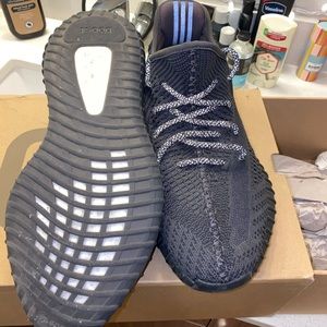 Yeezy 350 static blacks sz 12